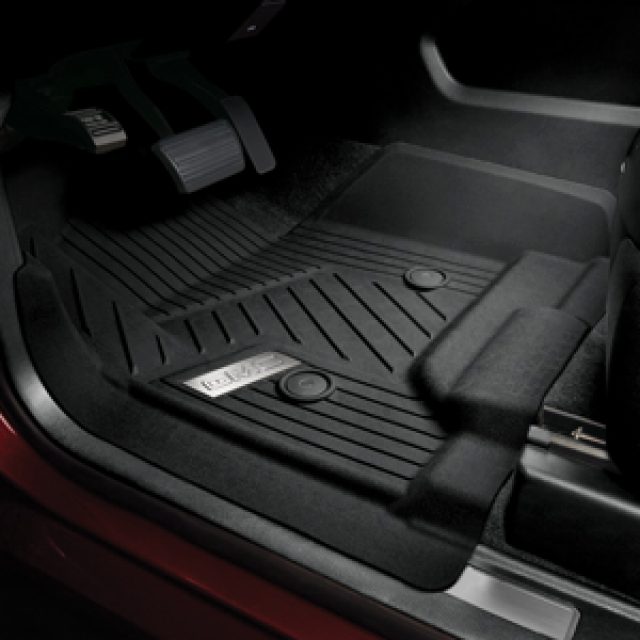 2018 Yukon XL | Floor Liners | Black | Front Row | Center Console | Chrome GMC Logo